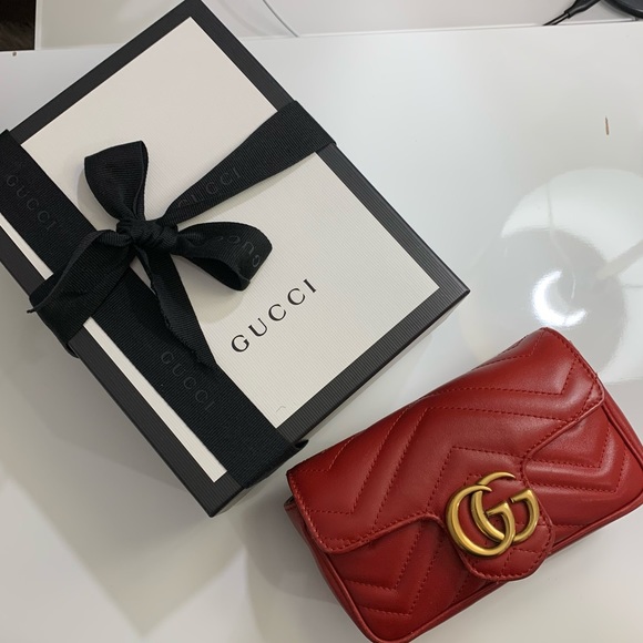 [SOLD] Gucci Marmont Super Mini - Picture 1 of 14